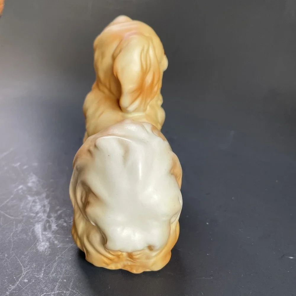 Vintage PEKINGESE Dog Figurine Fluffy Long Hair Blonde Made in Japan‎